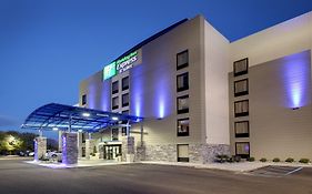 Holiday Inn Express & Suites Jackson Downtown - Coliseum By Ihg